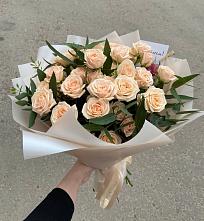 Букет Кремовые розы Латте в Ойсхаре